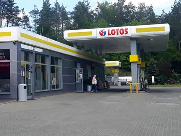 Olej napędowy czy to diesel? Zrozum różnice i zastosowania paliwa