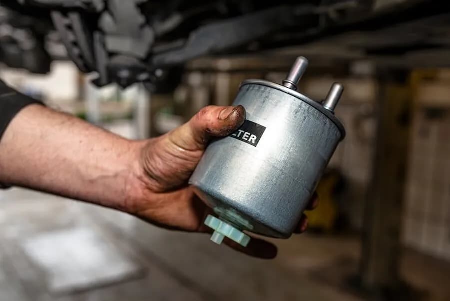 Objawy zapchanego filtra paliwa diesel, które mogą zrujnować silnik