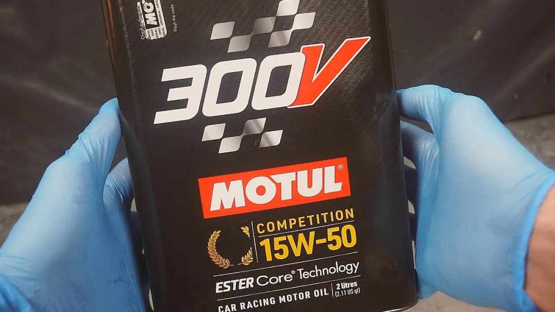 Motul 300V 15W50: Pełna analiza i jak rozpoznać oryginał?