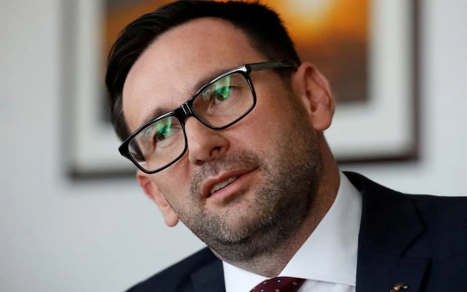 Kto jest właścicielem Orlenu? Kluczowe informacje o akcjonariuszach