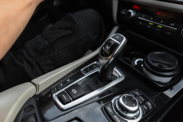 Jak zmieniać biegi w dieslu, aby uniknąć kosztownego zużycia paliwa